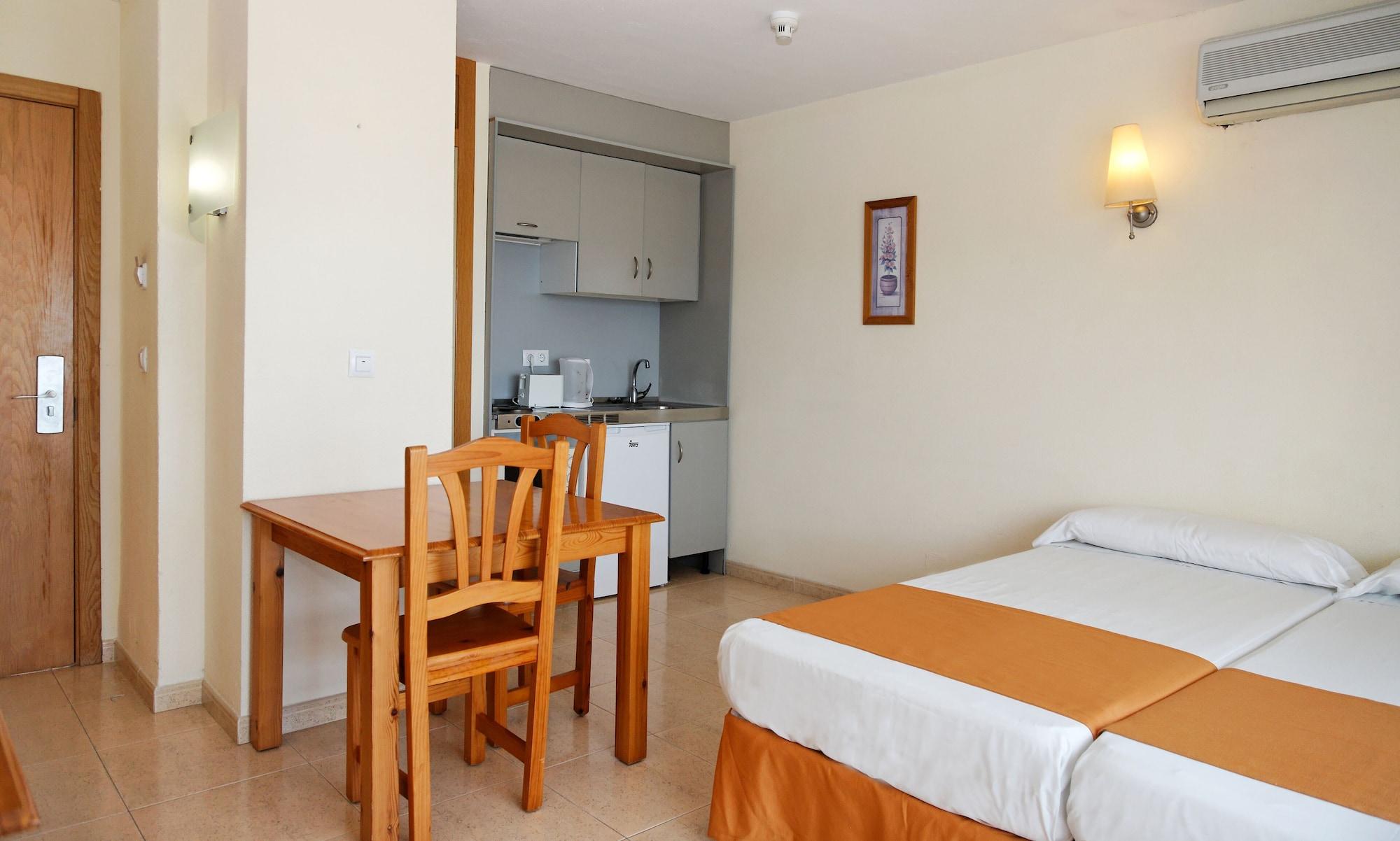 Aparthotel Reco Des Sol Sant Antoni de Portmany Dış mekan fotoğraf