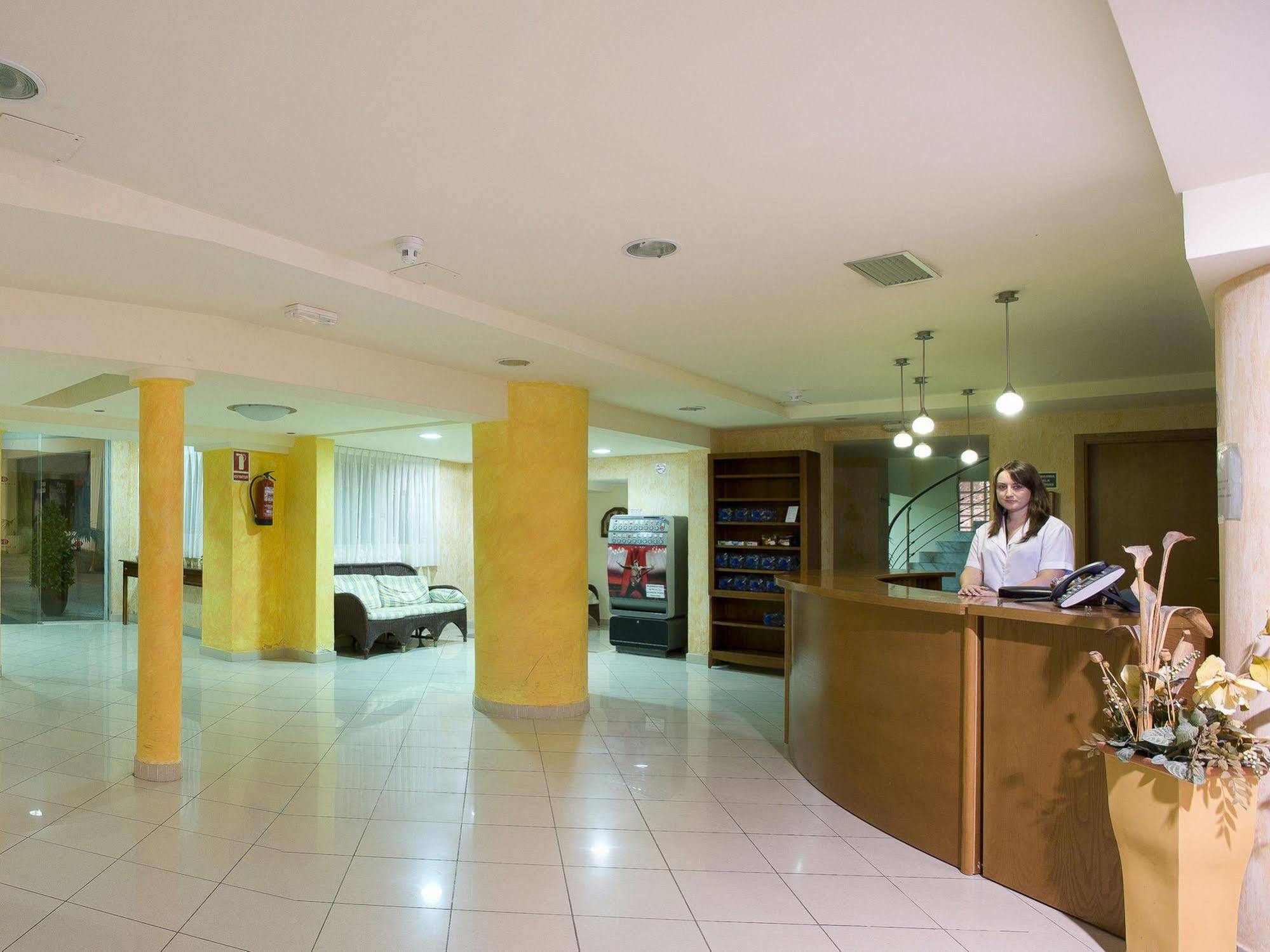 Aparthotel Reco Des Sol Sant Antoni de Portmany Dış mekan fotoğraf